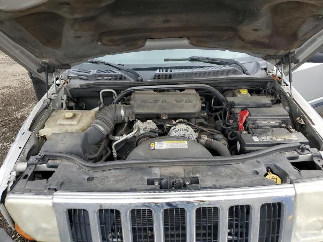 1J8HH48N78C193818 - 2008 JEEP COMMANDER SPORT Silber Foto 12