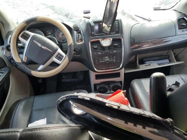 2C4RC1BGXFR756271 - 2015 CHRYSLER TOWN & COU TOURING BLUE photo 8