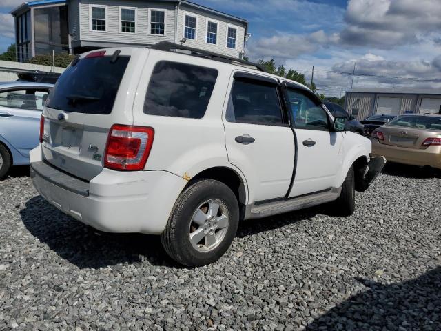 1FMCU9DG4AKC58732 - 2010 FORD ESCAPE XLT WHITE photo 3