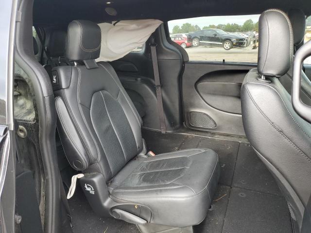 2C4RC1BG9LR204241 - 2020 CHRYSLER PACIFICA TOURING L BLACK photo 11