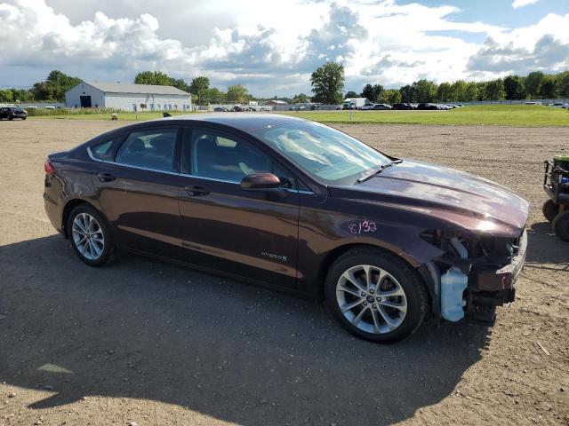 3FA6P0LUXKR165700 - 2019 FORD FUSION SE 栗色 照片 4