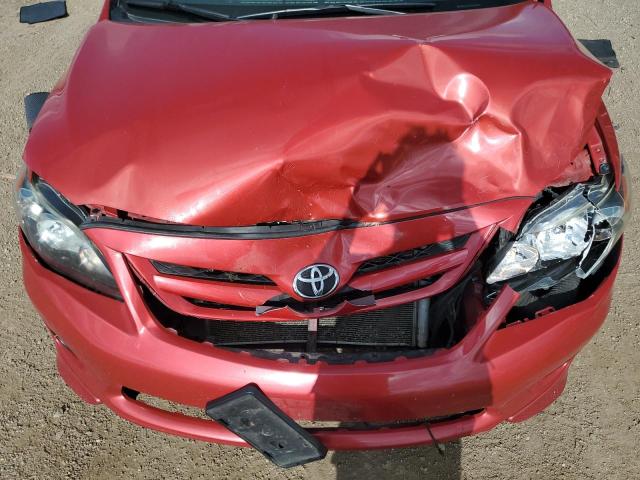 2T1BU4EE8DC042405 - 2013 TOYOTA COROLLA BASE RED photo 11