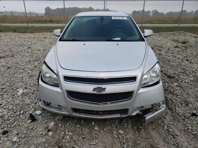 1G1ZC5E0XCF254121 - 2012 CHEVROLET MALIBU 1LT 银色 照片 5