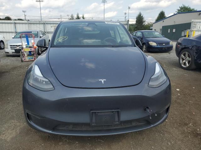 7SAYGDEE6RA217237 - 2024 TESLA MODEL Y 灰色 照片 5