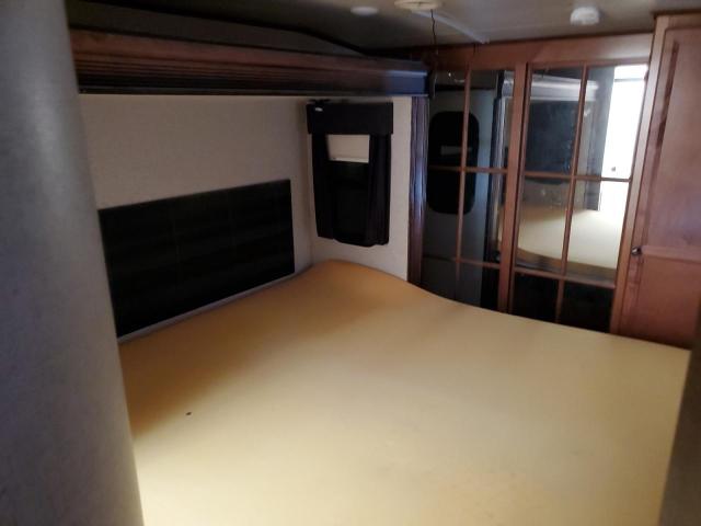 5SFBG392XGE309236 - 2016 HEARTLAND BIG COUNTRY TAN photo 5