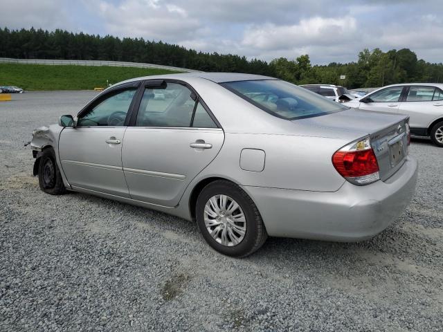 4T1BE32KX6U106947 - 2006 TOYOTA CAMRY LE SILVER photo 2
