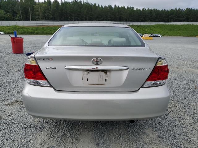 4T1BE32KX6U106947 - 2006 TOYOTA CAMRY LE SILVER photo 6