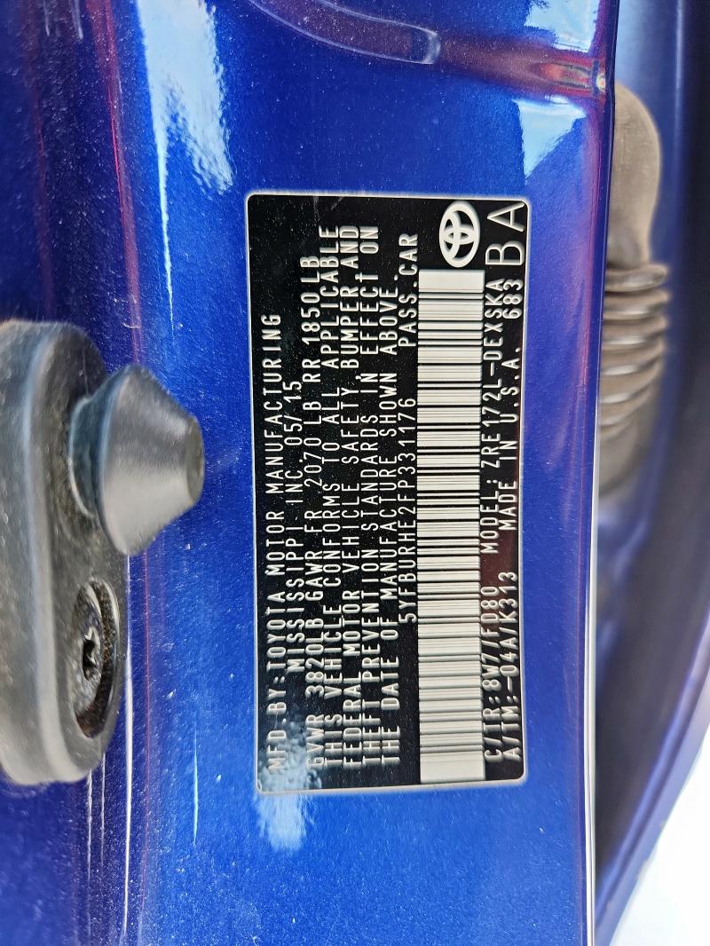 5YFBURHE2FP331176 - 2015 TOYOTA COROLLA L BLUE photo 12