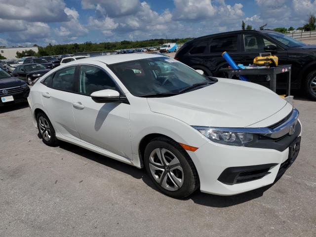2HGFC2F51JH512302 - 2018 HONDA CIVIC LX WHITE photo 4