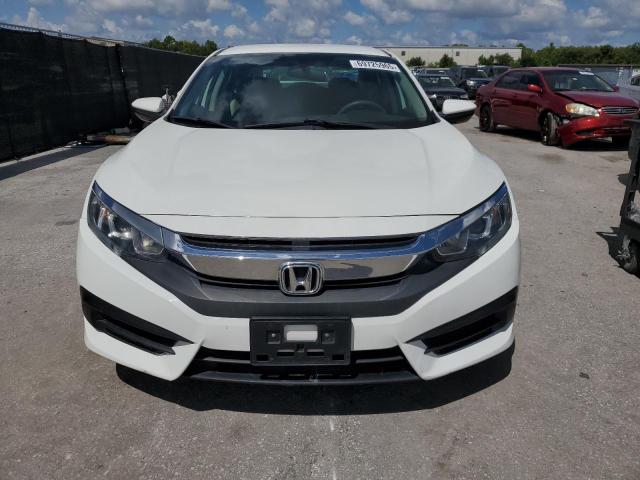 2HGFC2F51JH512302 - 2018 HONDA CIVIC LX WHITE photo 5