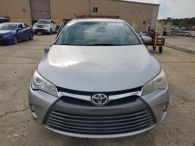 4T1BF1FK4FU058616 - 2015 TOYOTA CAMRY LE SILVER photo 5