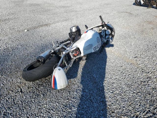 WB10J2301HZ741220 - 2017 BMW R NINE T RACER WHITE photo 4