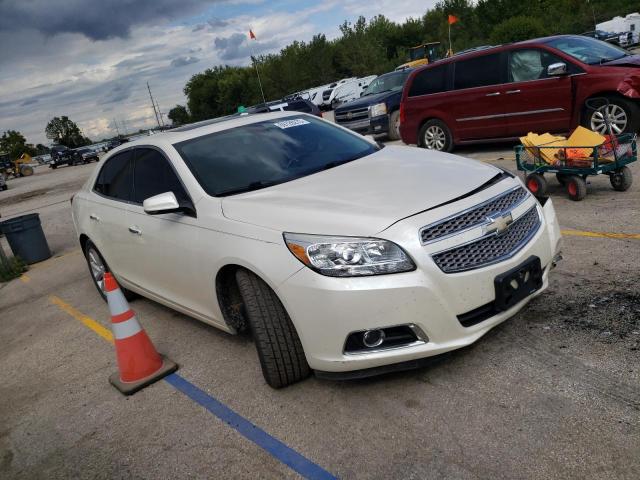1G11H5SA2DF297218 - 2013 CHEVROLET MALIBU LTZ თეთრი ფოტო 4