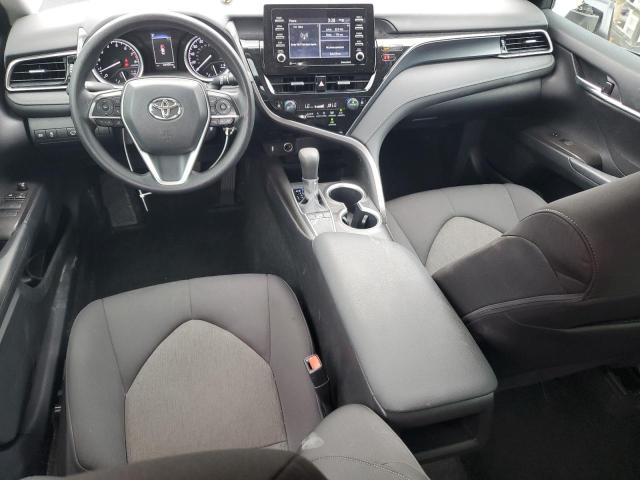 4T1C11AK2NU055030 - 2022 TOYOTA CAMRY LE ნაცრისფერი ფოტო 8