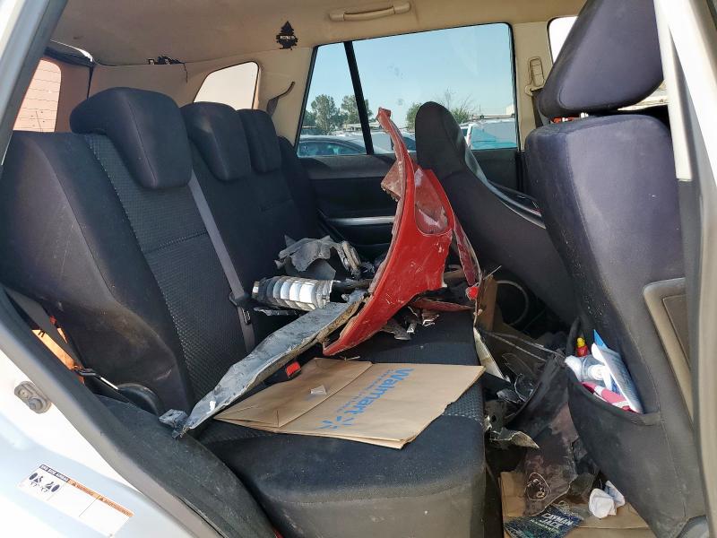 JS3TE941864101232 - 2006 SUZUKI GRAND VITA 银色 照片 11