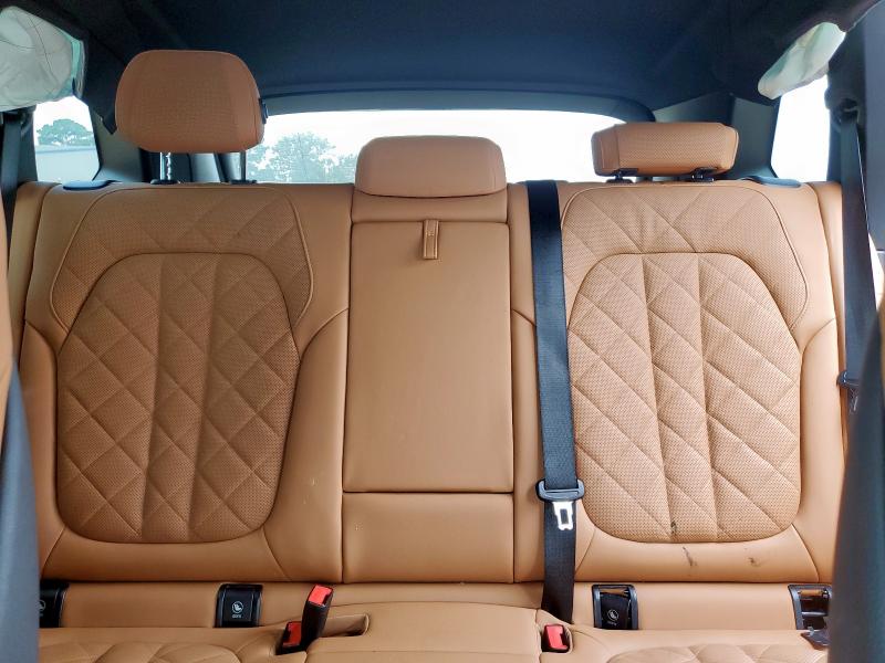 5UX43EU09R9U97816 - 2024 BMW X5 XDRIVE50E WHITE photo 10