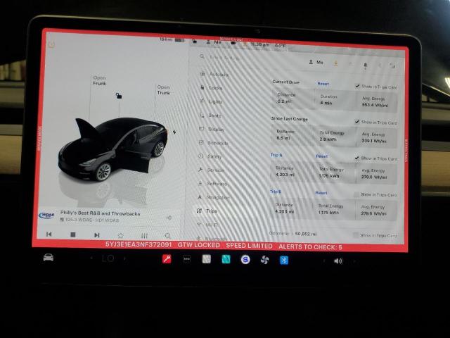 5YJ3E1EA3NF372091 - 2022 TESLA MODEL 3 BLACK photo 9