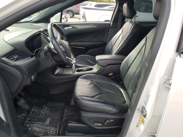 5LMCJ2C98HUL08899 - 2017 LINCOLN MKC SELECT Սպիտակ լուսանկար 7