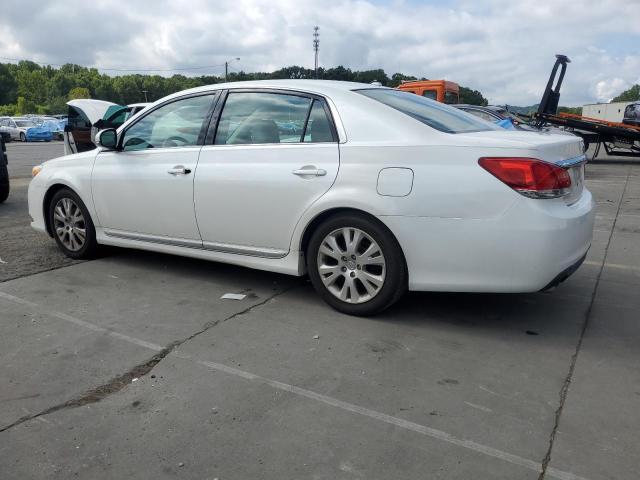 4T1BK3DB4BU430623 - 2011 TOYOTA AVALON BASE Beyaz fotoğraf 2