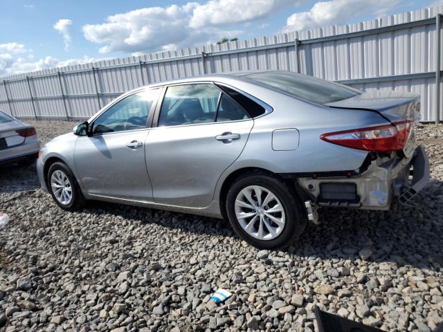 4T4BF1FK3FR460259 - 2015 TOYOTA CAMRY LE 银色 照片 2
