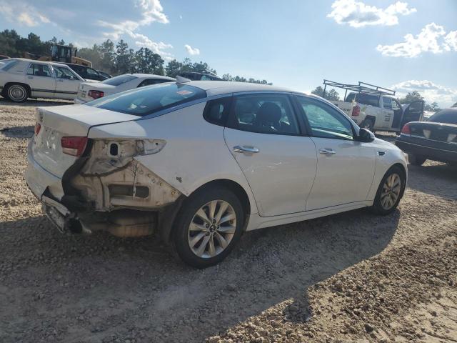 5XXGT4L37HG131908 - 2017 KIA OPTIMA LX თეთრი ფოტო 3