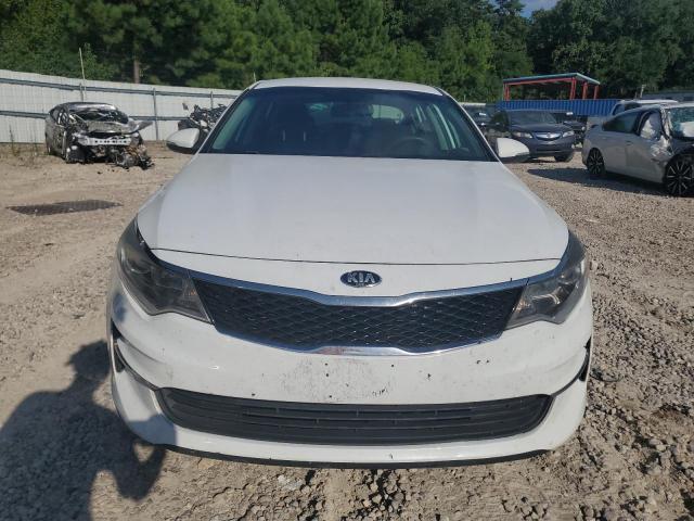 5XXGT4L37HG131908 - 2017 KIA OPTIMA LX თეთრი ფოტო 5