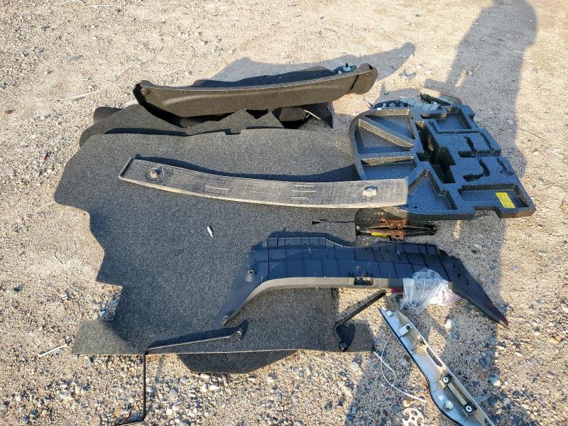 4T4BF1FK0CR226155 - 2012 TOYOTA CAMRY BASE BLACK photo 12