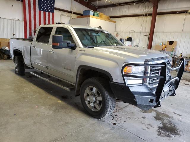 1GT12TE85GF143709 - 2016 GMC SIERRA K2500 SLT SILVER photo 4