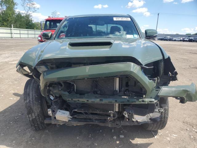 3TMDZ5BN6NM133203 - 2022 TOYOTA TACOMA DOUBLE CAB GREEN photo 5