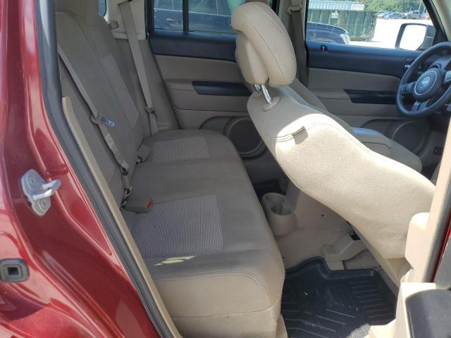 1C4NJPBA7ED552984 - 2014 JEEP PATRIOT SPORT RED photo 11