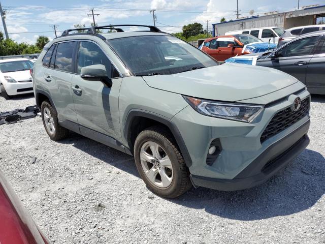 2T3W1RFV5MW141386 - 2021 TOYOTA RAV4 XLE 灰色 照片 4