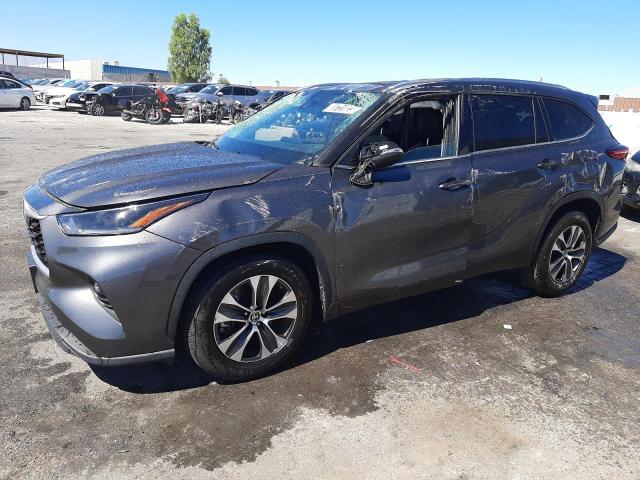 5TDGZRAH8MS070913 - 2021 TOYOTA HIGHLANDER XLE GRAY photo 1