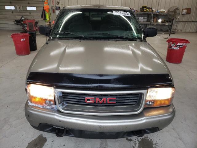 1GTDT13W81K238893 - 2001 GMC SONOMA GOLD photo 5