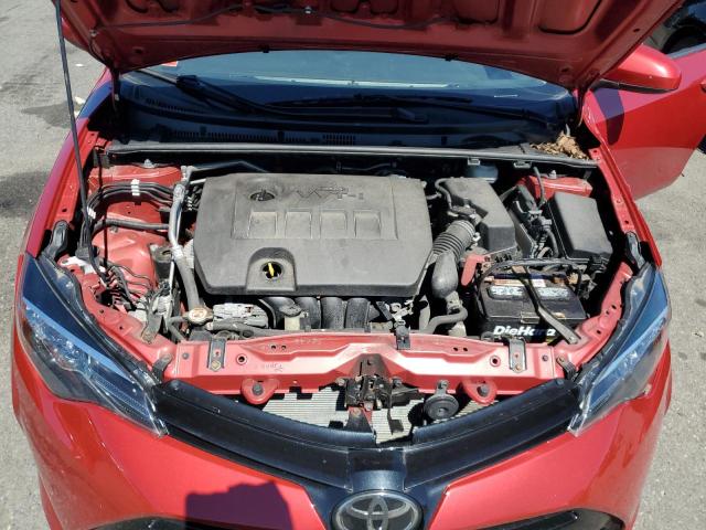 2T1BURHE8JC104812 - 2018 TOYOTA COROLLA L RED photo 11