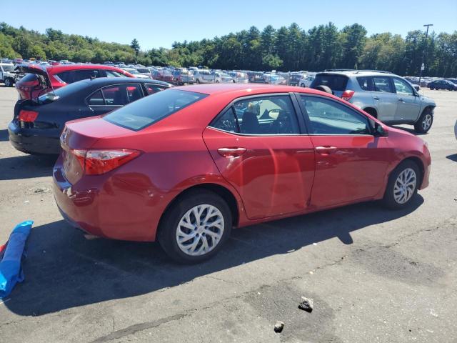 2T1BURHE8JC104812 - 2018 TOYOTA COROLLA L RED photo 3