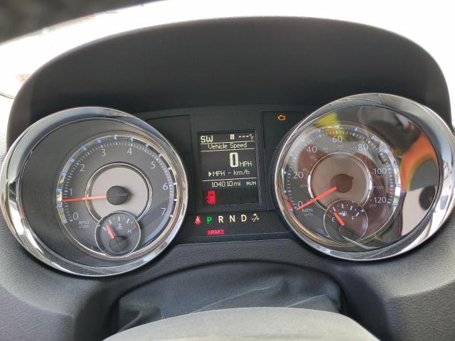 2C4RC1BG1GR156210 - 2016 CHRYSLER TOWN & COU TOURING RED photo 9