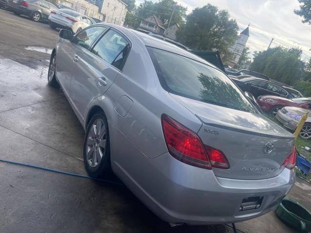 4T1BK36B95U022653 - 2005 TOYOTA AVALON XL SILVER photo 3