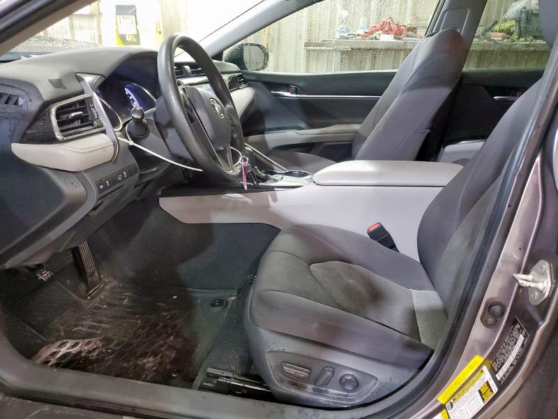 4T1B11HKXKU681390 - 2019 TOYOTA CAMRY L GRAY photo 7
