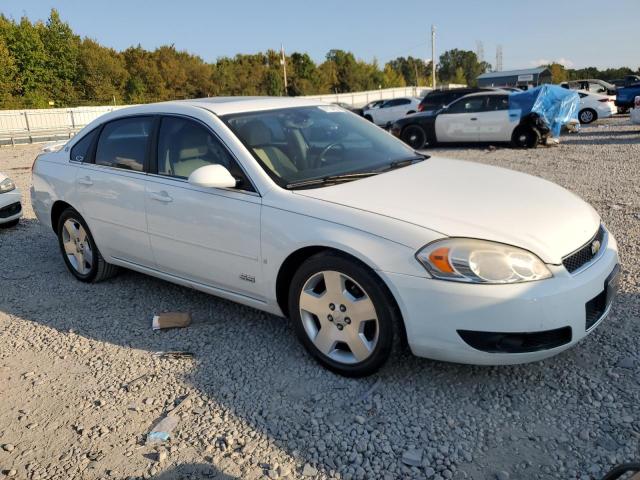 2G1WD58CX81274258 - 2008 CHEVROLET IMPALA SUPER SPORT WHITE photo 4