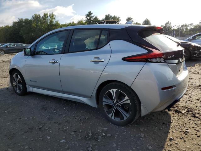 1N4AZ1CP8JC316860 - 2018 NISSAN LEAF S SILVER photo 2