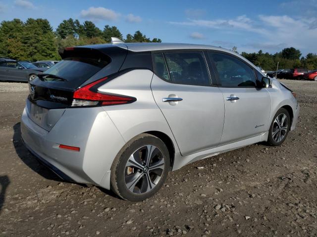 1N4AZ1CP8JC316860 - 2018 NISSAN LEAF S SILVER photo 3