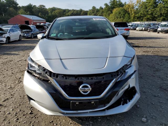 1N4AZ1CP8JC316860 - 2018 NISSAN LEAF S SILVER photo 5