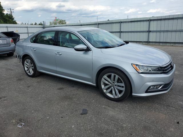 1VWBA7A30JC016655 - 2018 VOLKSWAGEN PASSAT SE Srebrny zdjęcie 4