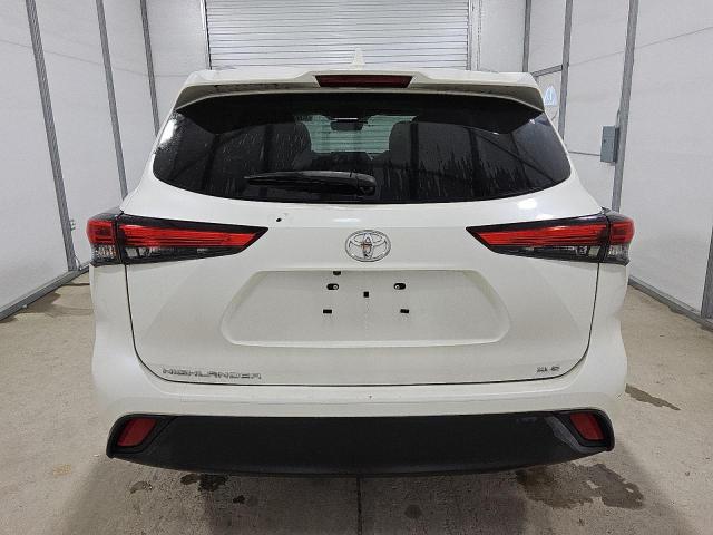 5TDGZRAHXMS533831 - 2021 TOYOTA HIGHLANDER XLE 白色 照片 6