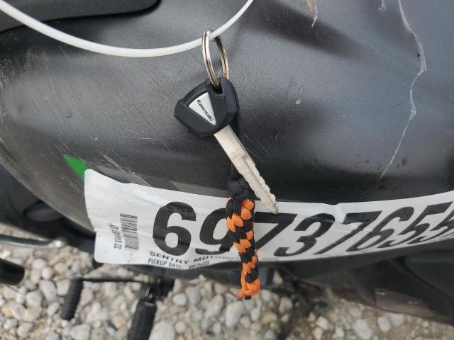 JKAENEC13NDA06106 - 2022 KAWASAKI EN650 C أسود صورة 8