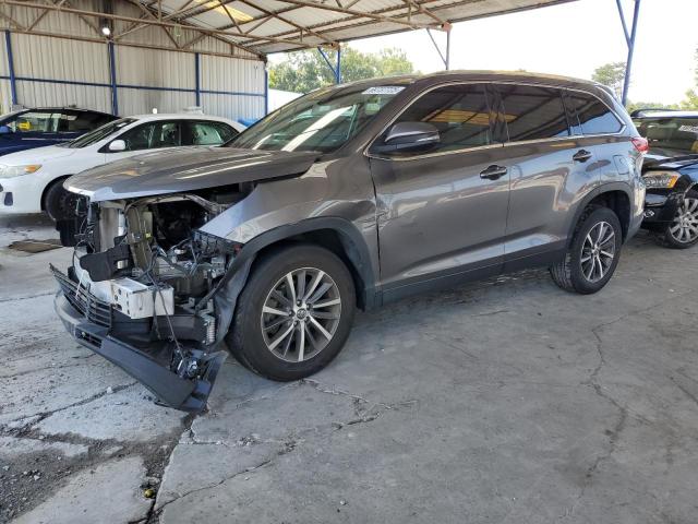 2019 TOYOTA HIGHLANDER SE, 