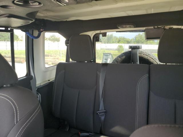 1C4BJWEG1JL937518 - 2018 JEEP WRANGLER UNLIMITED SAHARA SILVER photo 10