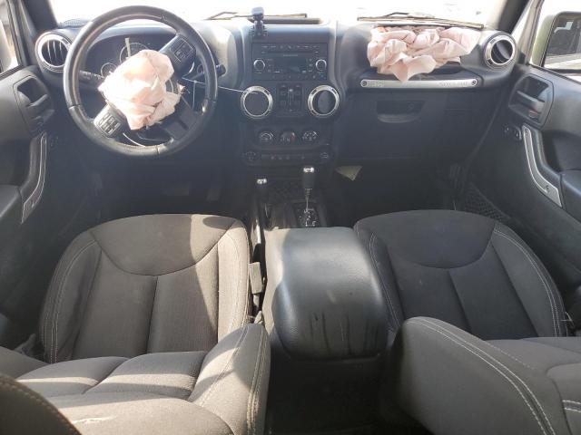 1C4BJWEG1JL937518 - 2018 JEEP WRANGLER UNLIMITED SAHARA SILVER photo 8