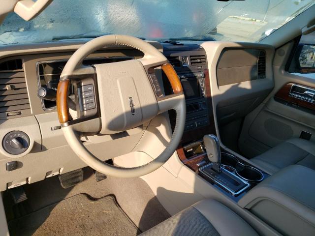 5LMJJ2H52DEL06079 - 2013 LINCOLN NAVIGATOR ვერცხლისფერი ფოტო 8