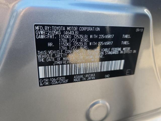 JTMBFREV9JJ254916 - 2018 TOYOTA RAV4 LE Gümüş fotoğraf 13